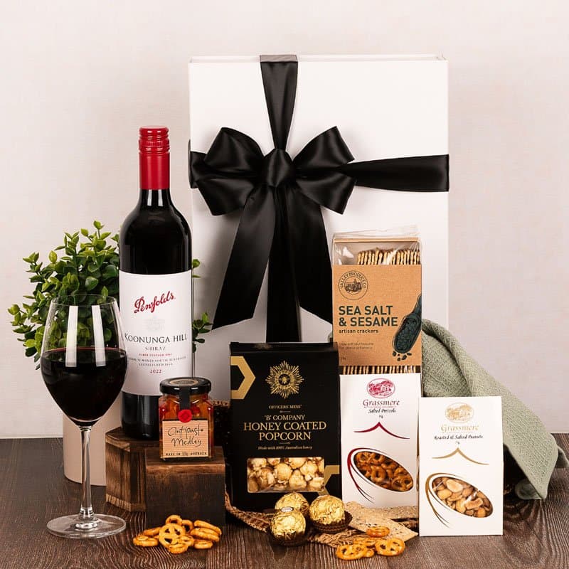 Red Wine & Nibbles Hamper