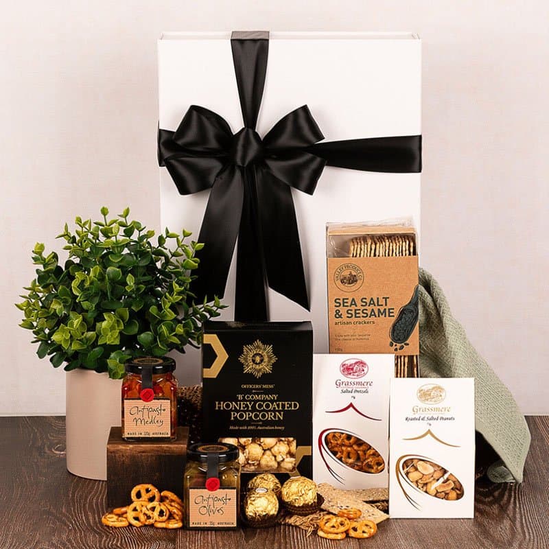 Gourmet Nibbles Hamper